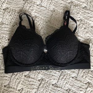 NEW Victoria’s Secret lace push up bra
